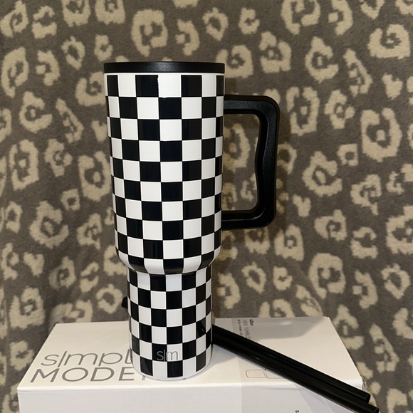 Simple Modern TREK 40oz Tumbler in Black & White Checkmate 🖤 New 🆕 Only One 🖤 - Picture 17 of 17